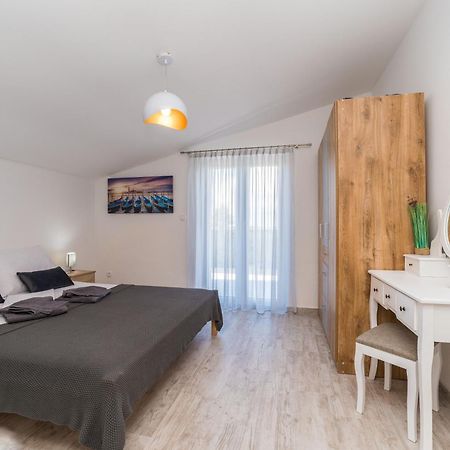 Vila Zara Nin Esterno foto